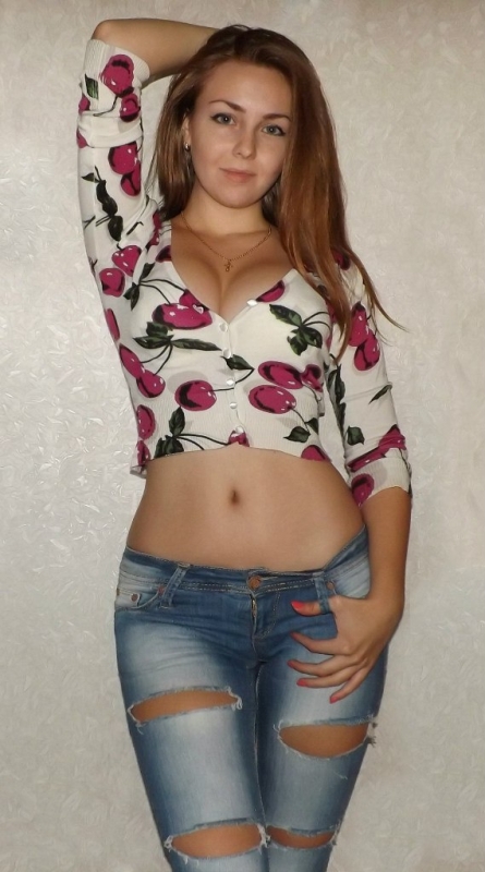 Живу в Москве и всегда открыта для новых знакомств. Я опытная и разносторонняя, так что ты можешь рассчитывать на уникальный опыт со мной. Предлагаю широкий спектр услуг, от расслабляющего массажа до воплощения самых изысканных фантазий. Обладаю прекрасной внешностью, которую подтверждают мои фото. Мои клиенты всегда говорят о моей открытости и умении сделать встречу незабываемой. ✨ 21080, 28 лет