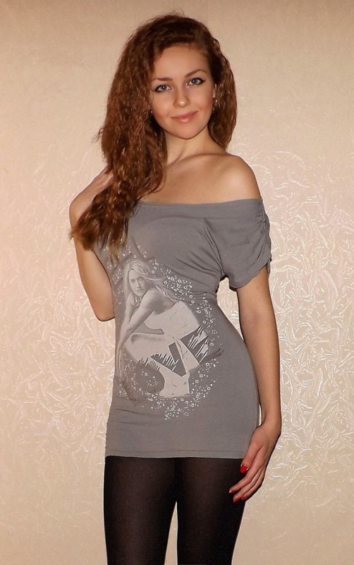 Живу в Москве и всегда открыта для новых знакомств. Я опытная и разносторонняя, так что ты можешь рассчитывать на уникальный опыт со мной. Предлагаю широкий спектр услуг, от расслабляющего массажа до воплощения самых изысканных фантазий. Обладаю прекрасной внешностью, которую подтверждают мои фото. Мои клиенты всегда говорят о моей открытости и умении сделать встречу незабываемой. ✨ 21080, 28 лет